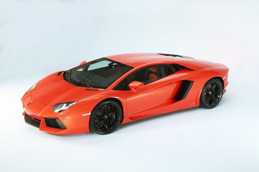  Lamborghini Aventador LP700-4 2011 года  (фото 182 из 204)